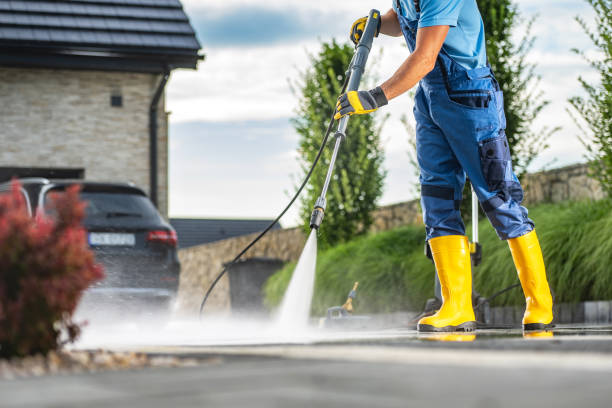 Fence Pressure Washing in Frankenmuth, MI