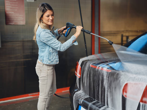 Why Choose Our Certified Pressure Washing Experts for Your Project Needs in Frankenmuth, MI?